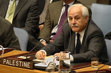 منصور يطالب المجتمع الدولي بتحمل مسؤولياته تجاه القضية الفلسطينية