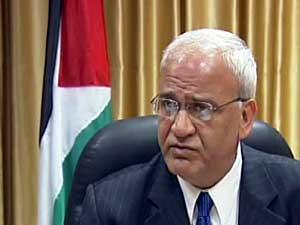 عريقات: الحديث عن لقاء قريب بين الرئيس عباس وموفاز 