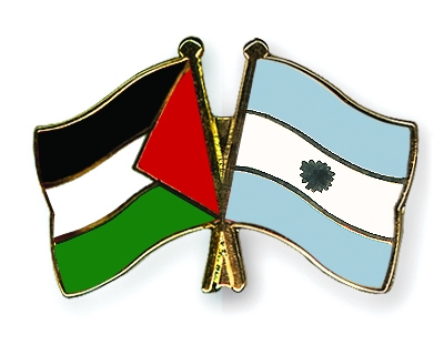 تظاهرة أمام سفارة اسرائيل في الأرجنتين تضامناً مع شعبنا في غزة