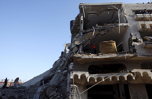 رام الله: تقييم أداء الإعلام الفلسطيني خلال العدوان على غزة