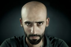 مصور مقدسي يفوز بجائزة الإعلام الإقليمي لحقوق الطفل