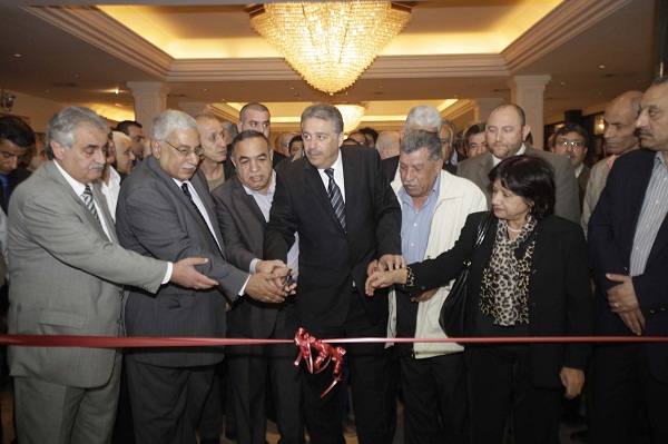 سفارة فلسطين تفتتح معرضا فنيا في بيروت لمناسبة يوم الأرض