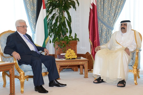 الرئيس يجتمع مع أمير دولة قطر في الدوحة