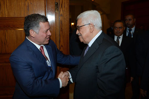 الرئيس محمود عباس يجتمع مع العاهل الأردني