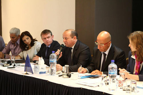 مسؤولون أوروبيون وفلسطينيون يبحثون التطورات في مجالات التعاون