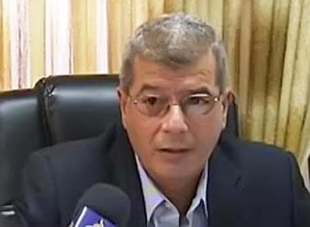 قراقع يحذر من سقوط شهداء في صفوف الأسرى المضربين عن الطعام