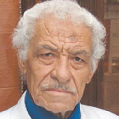 الرئيس ينعى عميد الأسرى المحررين أحمد أبو السكر