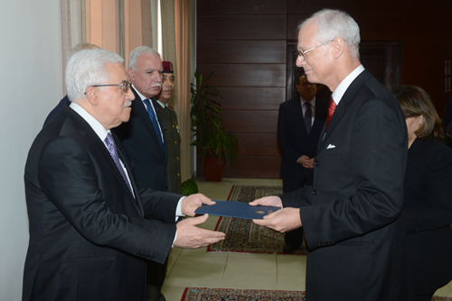 الرئيس يتقبل أوراق اعتماد ممثل تشيلي