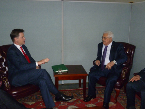الرئيس يجتمع مع نائب رئيس وزراء المملكة المتحدة ووزير الخارجية الاردني