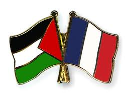 بحضور عباس وهولاند.. توقيع 5 اتفاقيات تعاون بين فلسطين وفرنسا
