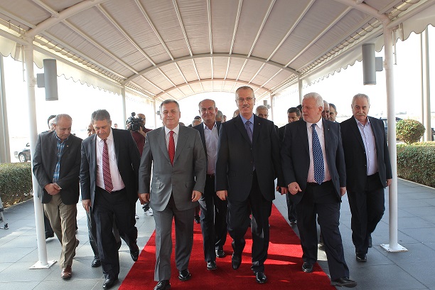 الحمدالله اول رئيس وزراء فلسطيني يزور لبنان