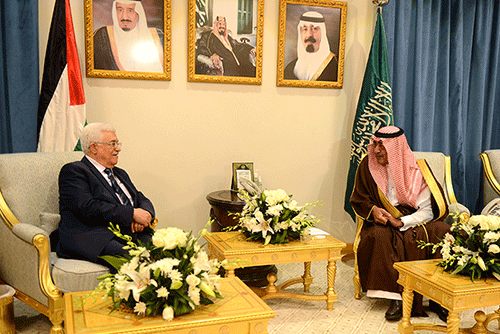 الرئيس يلتقي الأمير مقرن بن عبد العزيز