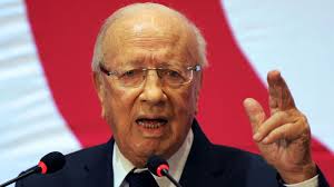 الرئيس يهاتف السبسي مهنئا بفوزه في الانتخابات التونسية