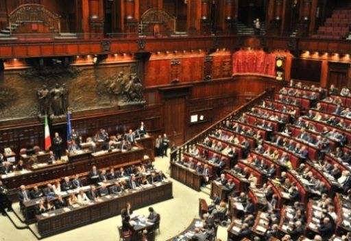 البرلمان الإيطالي يطالب الحكومة بتقديم مساعدات طارئة لأطفال 