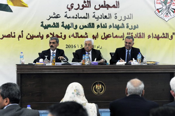 الرئيس: نرفض تدخل أي طرف خارجي بالشؤون الداخلية الفلسطينية