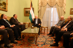 الرئيس يستقبل وزير الخارجية المصري