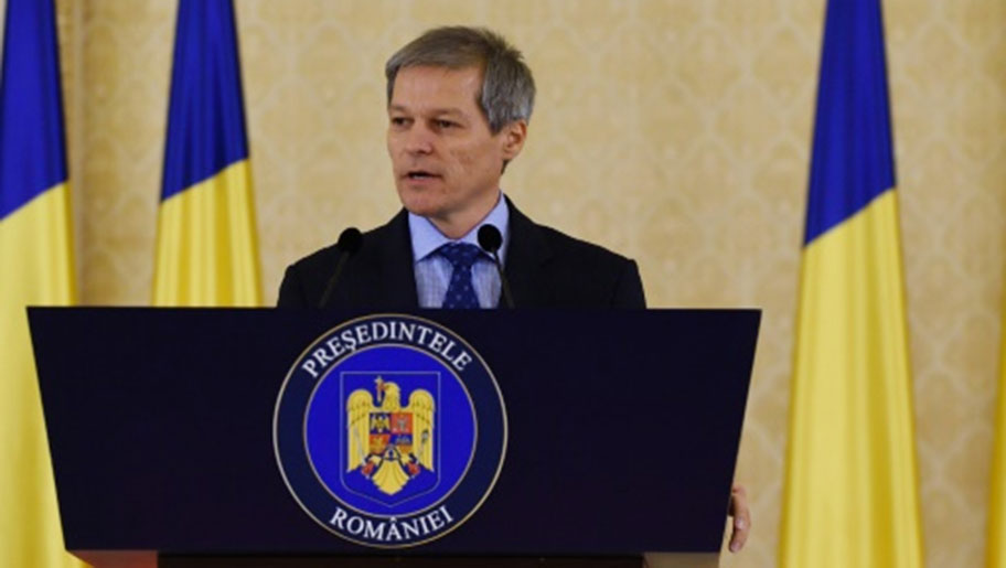 الرئيس يستقبل رئيس وزراء رومانيا