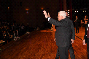 الرئيس: الطريق صعب وطويل ولكن الدولة قادمة لا محالة بشرط الصبر والصمود