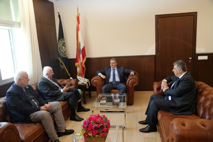 الاحمد يبحث مع مدير مخابرات الجيش اللبناني اوضاع المخيمات