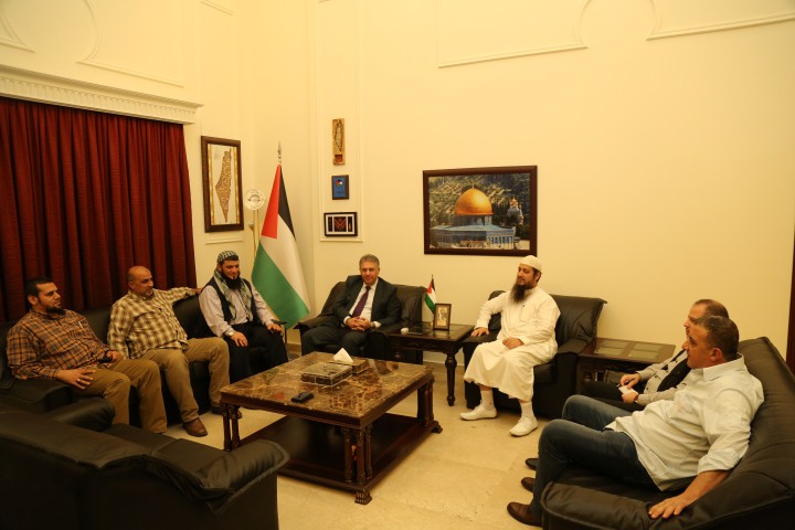 السفير دبور يبحث اوضاع عين الحلوة مع وفد القوى الاسلامية
