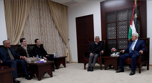 الرئيس يستقبل الاسيرين المحررين محمد ومحمود البلبول