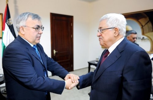 الرئيس يستقبل المبعوث الروسي لعملية السلام