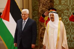 الرئيس يصل إلى الكويت في زيارة رسمية