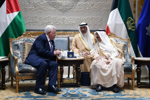 رئيس مجلس وزراء الكويت يقيم مأدبة عشاء على شرف الرئيس