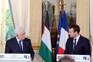 الرئيس يؤكد أهمية دور فرنسا في دعم جهود تحقيق السلام