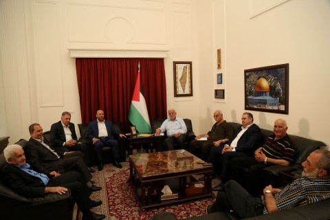قيادتا فتح وحماس في لبنان تعقدان لقاء مركزياً