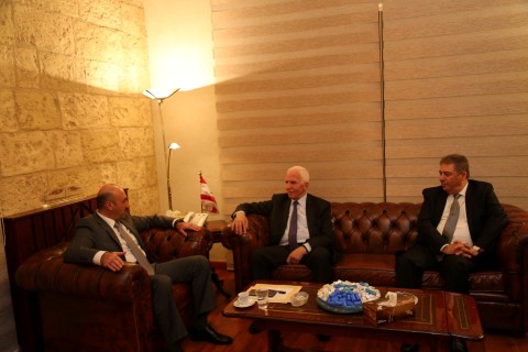 الاحمد يلتقي مدير عام امن الدولة اللبناني