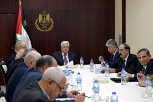 "التنفيذية" تؤكد دعمها لنتائج اجتماع وفدي "فتح" و"حماس" في القاهرة