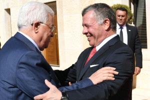 الرئيس يجري مباحثات مع العاهل الأردني في عمان ويطلعه على تطورات المصالحة الوطنية