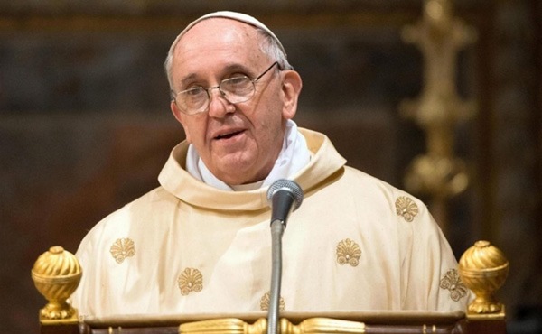 البابا فرنسيس يدعو الى السلام في القدس وحوار يتيح التعايش بين دولتين