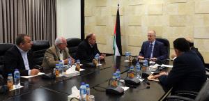 الحمد الله يطلع على انجازات اللجنة العليا للإشراف على قطاع الإسكان خاصة في القدس