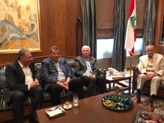 الاحمد يلتقي رئيس مجلس النواب اللبناني