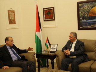 دبور يلتقي السفير المصري في لبنان