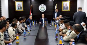 الحمد الله: سنتعامل بحزم مع المهربين ولن نسمح بالمساس بسلامة المواطنين