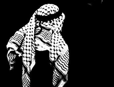 الاحتفاء بيوم الكوفية الفلسطينية وافتتاح معرض "ياسر عرفات" في مخيم الفارعة