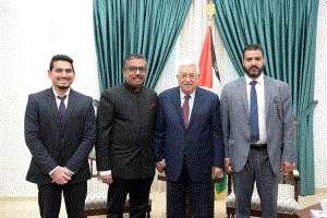 الرئيس يستقبل ممثل الهند لدى فلسطين