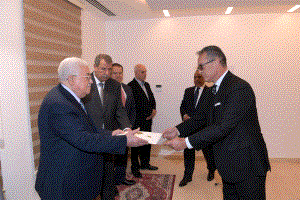 الرئيس يتقبل أوراق اعتماد سفير صربيا غير المقيم لدى فلسطين