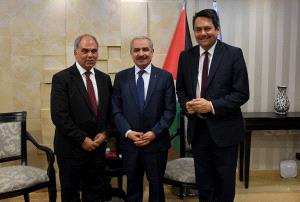 اشتية يطالب بريطانيا بتطبيق اعتراف برلمانها بالدولة الفلسطينية