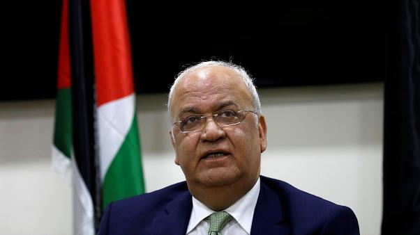 عريقات: تصريحات ماكرون المتعلقة بـ "صفقة القرن" تؤكد ما طرحه الرئيس في مجلس الأمن حول عملية السلام