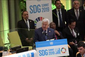 الرئيس يجدد التأكيد على ضرورة دعم حق تقرير المصير بالنسبة للشعوب الرازحة تحت نير الاحتلالv