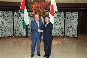 الرئيس يلتقي وزير الخارجية الياباني