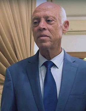 الرئيس التونسي يدعو العالم لوضع حد للمحاولات المتلاحقة لإبادة الشعب الفلسطيني