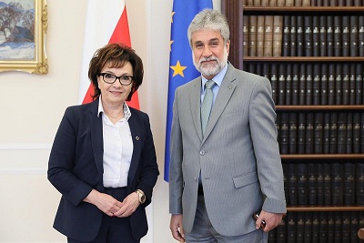 رئيسة مجلس النواب البولندي تؤكد موقف بلادها الثابت مع السـلام العادل المبني على حل الدولتين