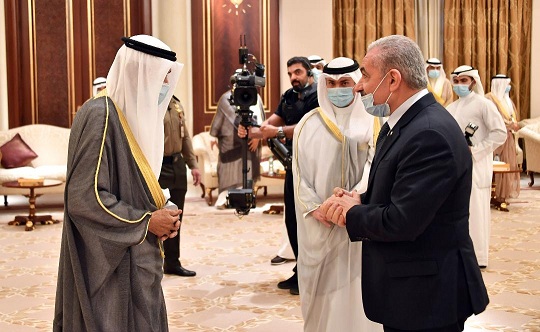 نيابة عن الرئيس: رئيس الوزراء يقدم واجب العزاء برحيل الشيخ صباح الأحمد الجابر الصباح