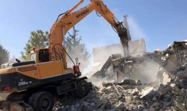 السلطات الإسرائيلية تهدم 3 منازل في قلنسوة وكفر قاسم بأراضي الـ48