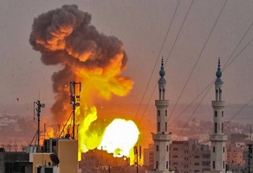 (محدث) الاحتلال يقصف عدة مواقع في قطاع غزة ويخلف اضرارا بممتلكات المواطنين